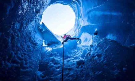 World-Class Diving Tours  & Destinations in Iceland